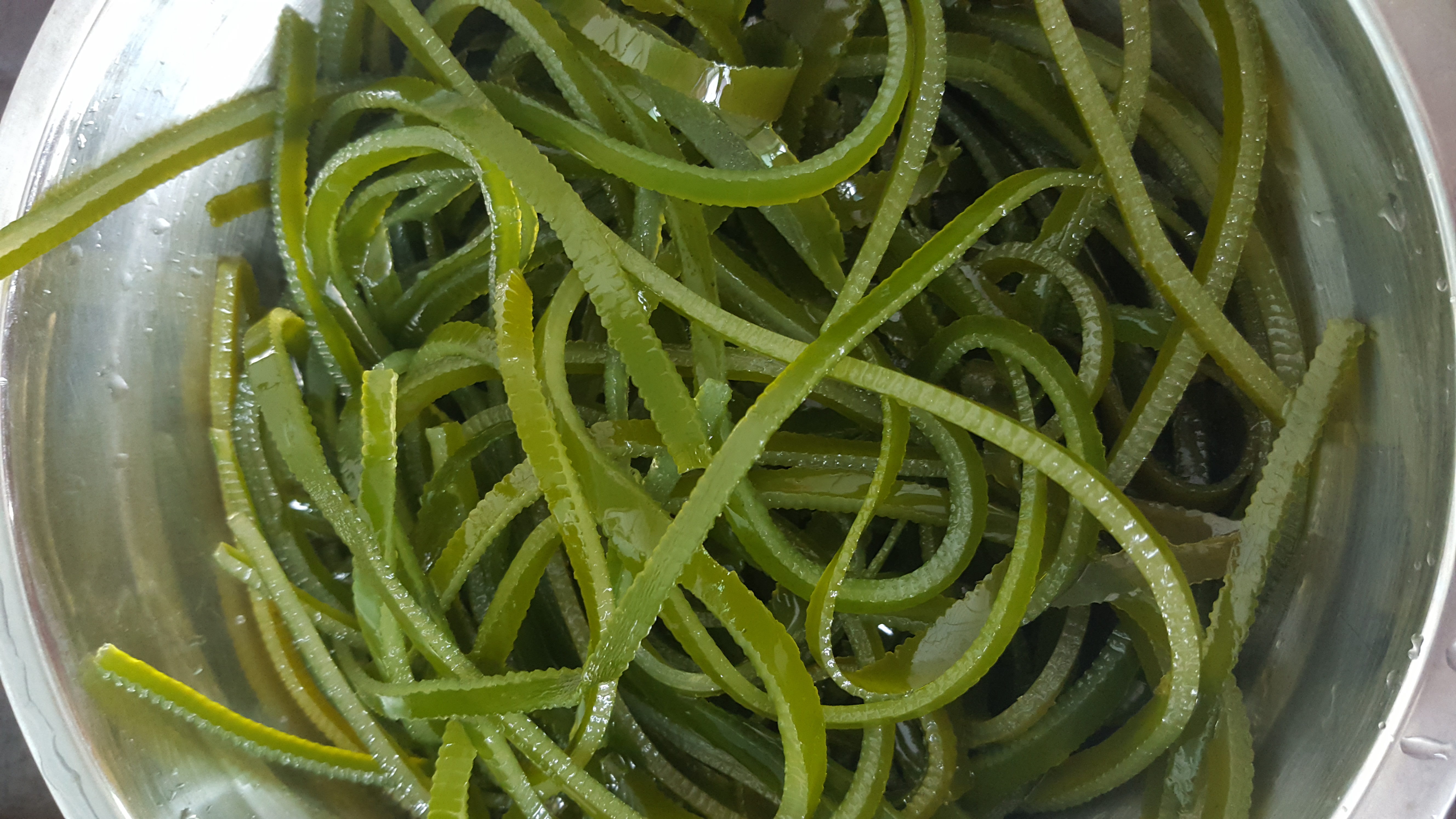 海带丝这样炒着吃,味道还不错!