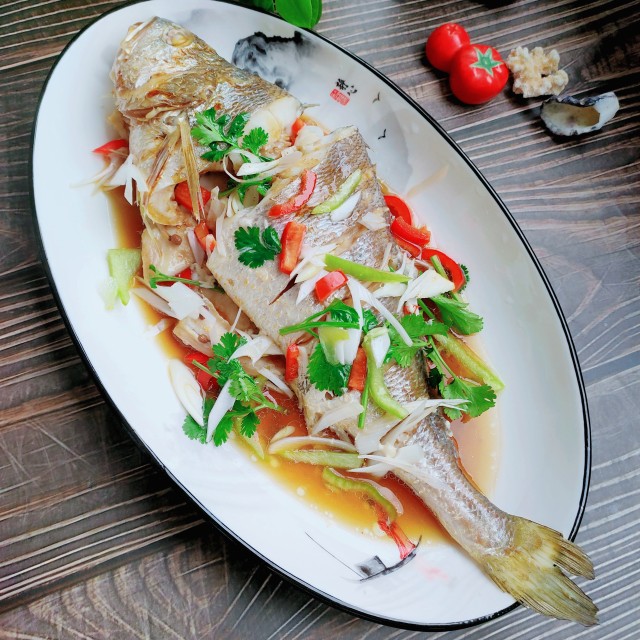 清蒸黄花鱼,鲜美不腥,老少皆宜