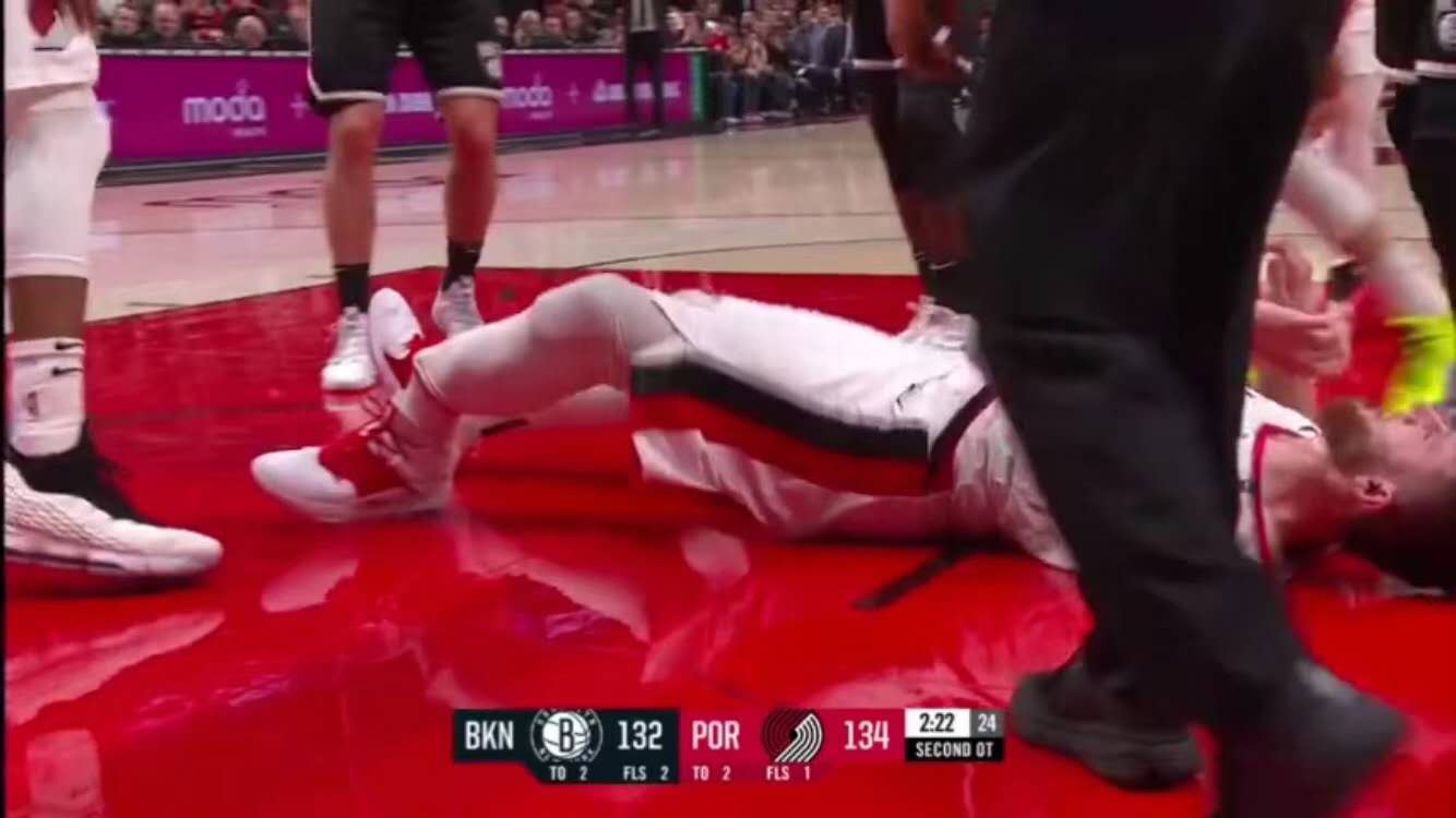 众星为努尔基奇重伤祈福,开拓者季后赛前景堪忧