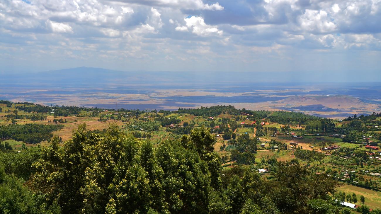 内罗毕:肯尼亚旅游胜地,"东非大裂谷"横贯整个大草原!