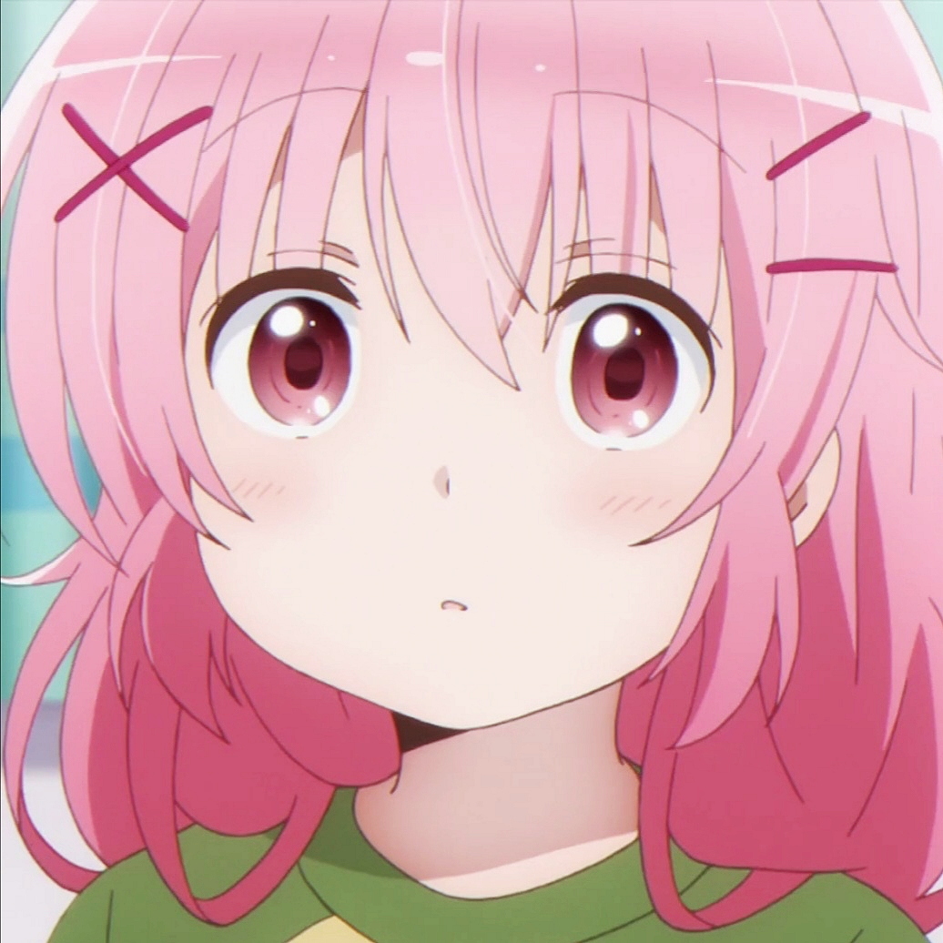 《comic girls》中的萌田薰子(笔名:混沌)是15岁高中生兼漫画家,在