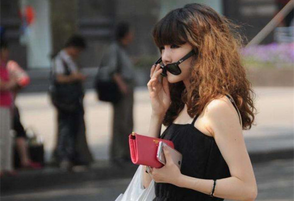 中了这"四条",你就是"虚荣心"很强的女人,你中招了吗?