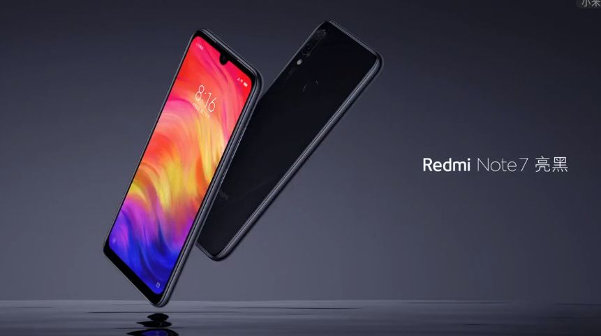 除了渲染图外,小米还准备了一些列redmi note7的"素颜照".