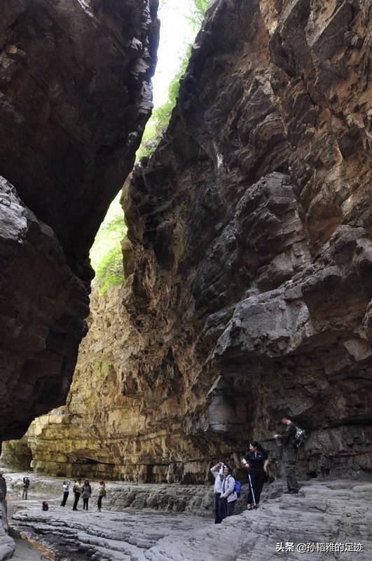 去太原王封一线天,欣赏一线开天风景