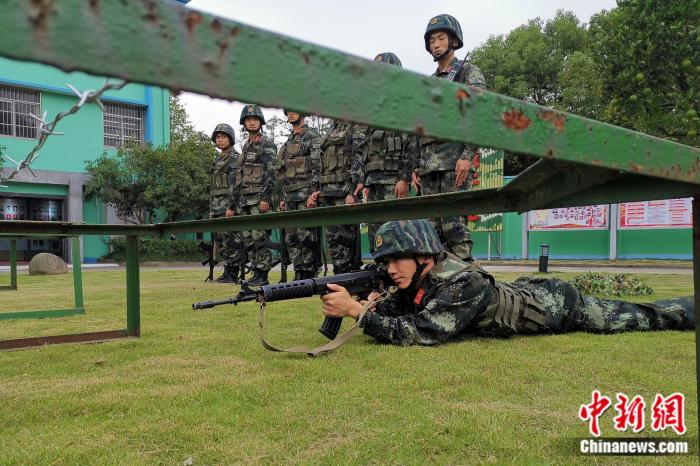 杭州武警总队图片