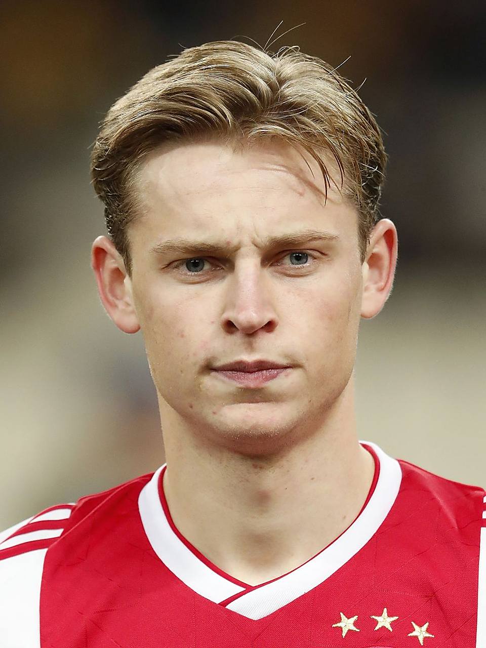 最帅的荷兰足球运动员弗伦基·德容 frenkie de jong,今年25岁.