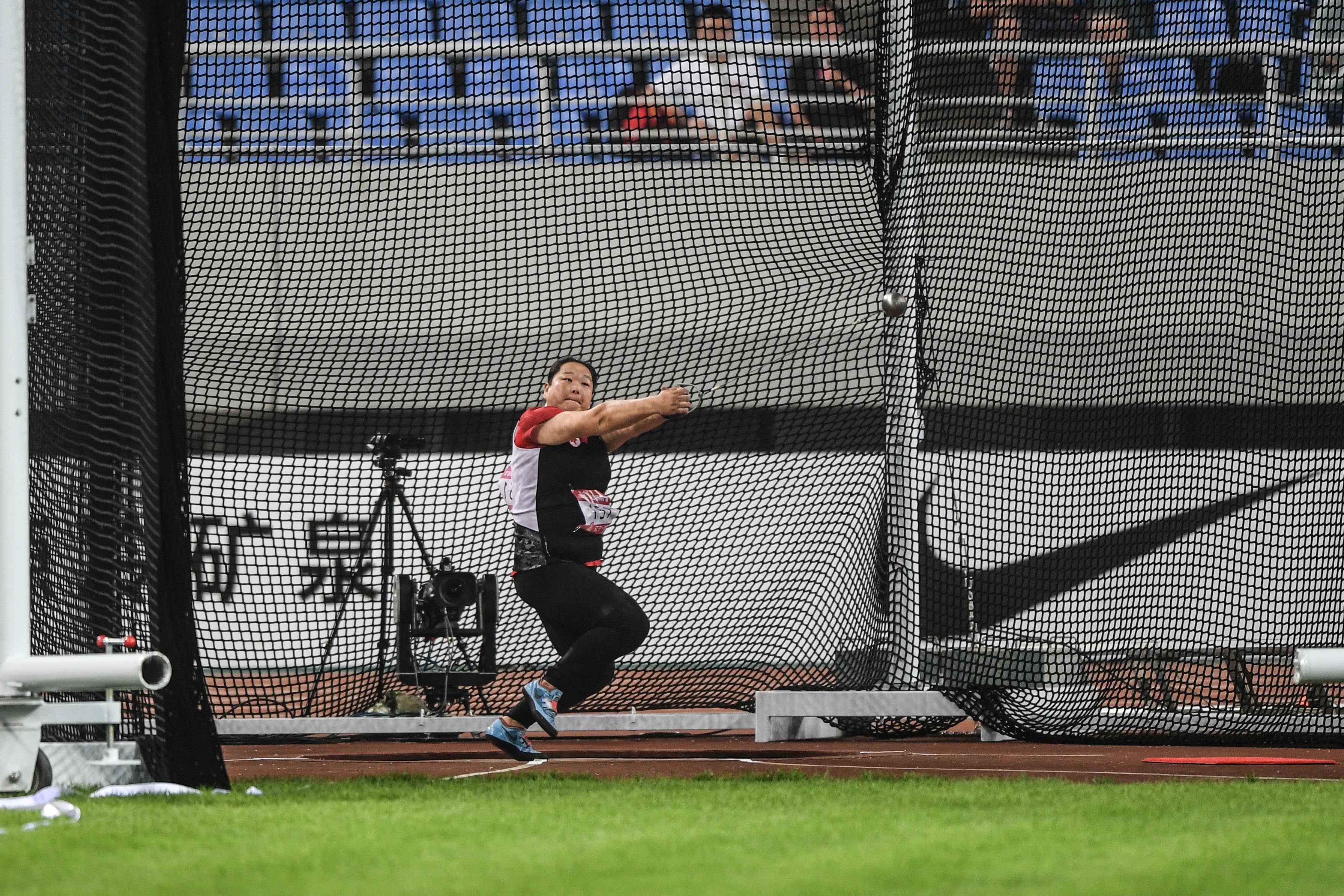 田径——全国锦标赛:王峥女子链球夺冠