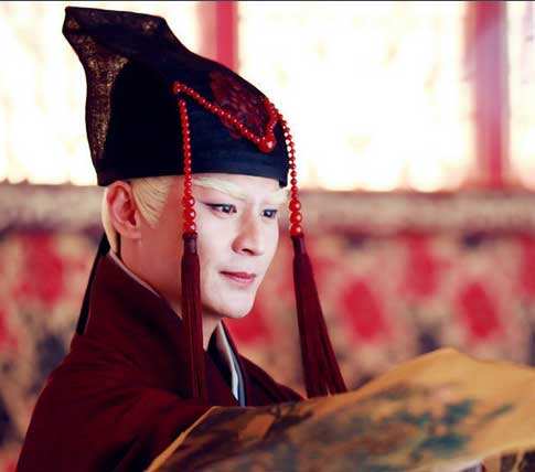 来看两位不是太监的大内总管