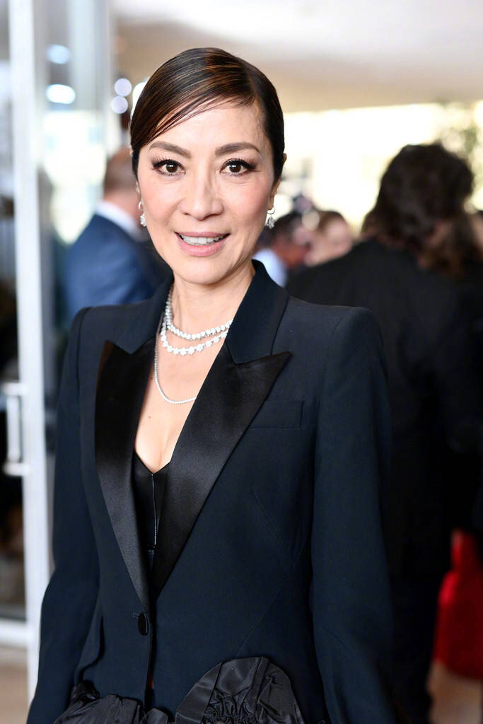 杨紫琼出席好莱坞电影庆典,这个妆容不太适合她啊.