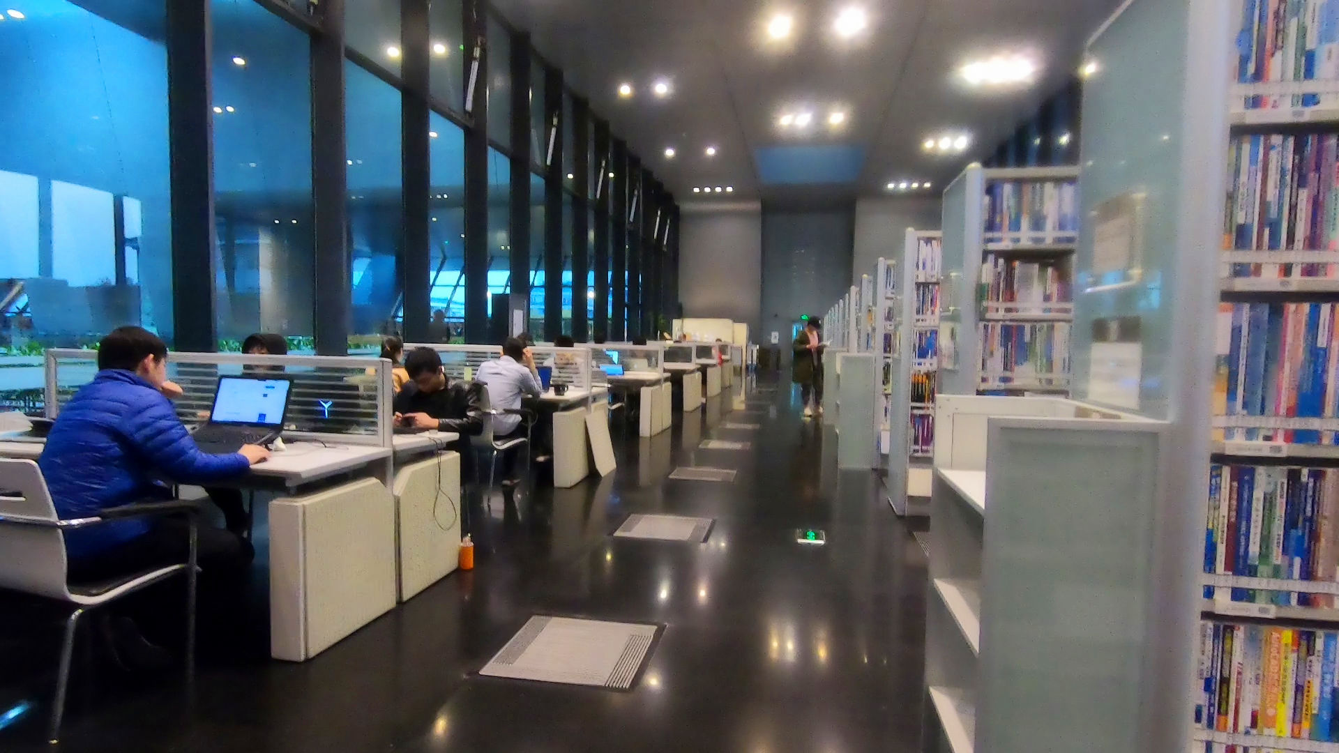 记录在国家图书馆度过的下午 看书学习的静心时光