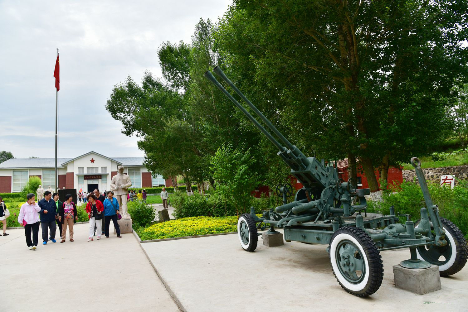 野狐岭要塞军事旅游区