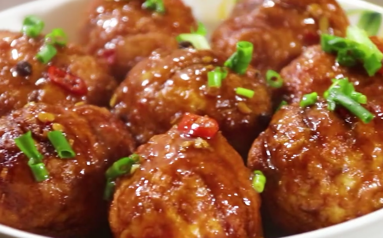 今天给大家做一个香辣虎皮鸡蛋 今天给大家做一个香辣虎皮鸡蛋