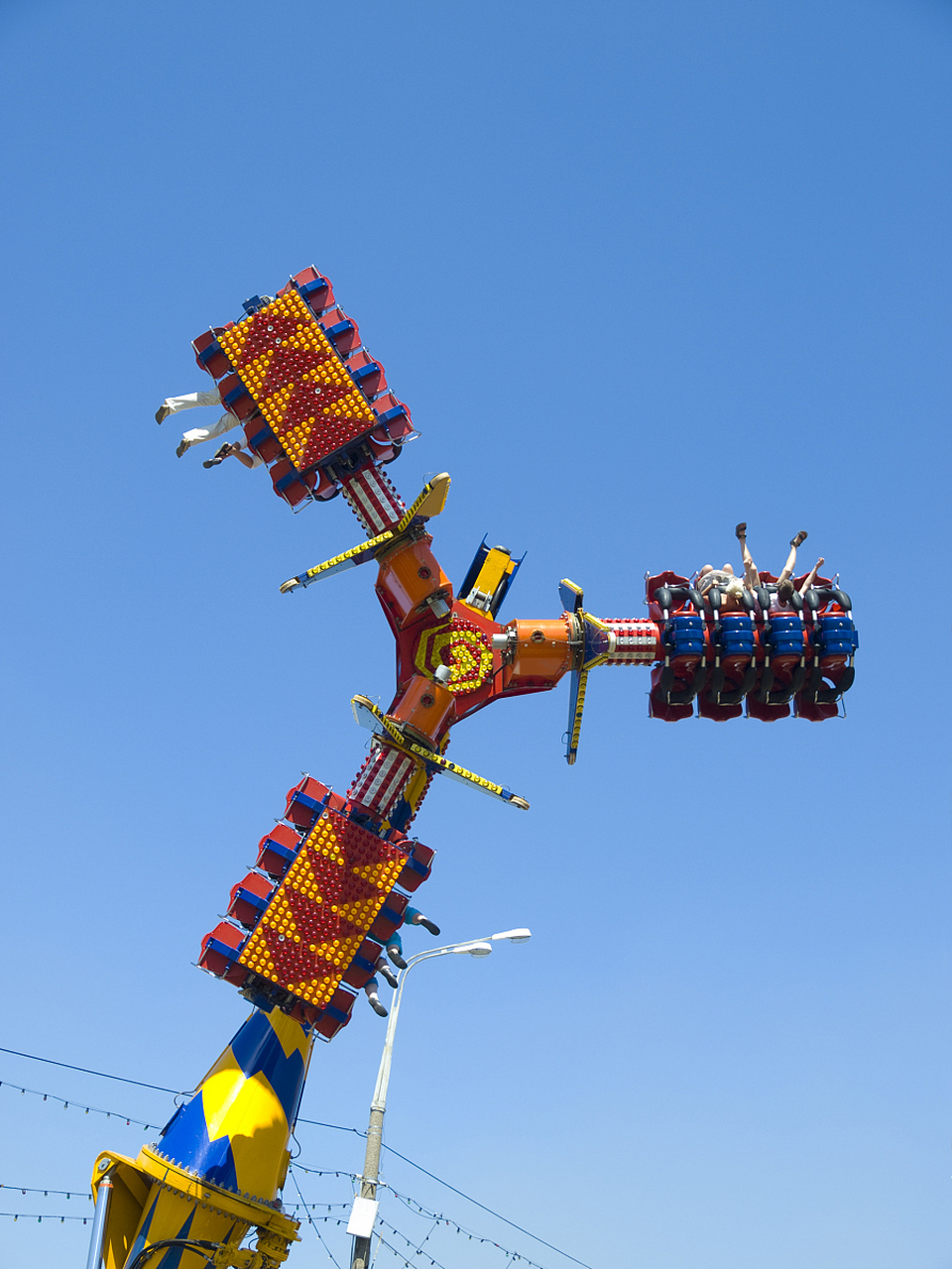 方特游乐园是一家融合了文化与娱乐的主题公园,内设有多项游乐项目