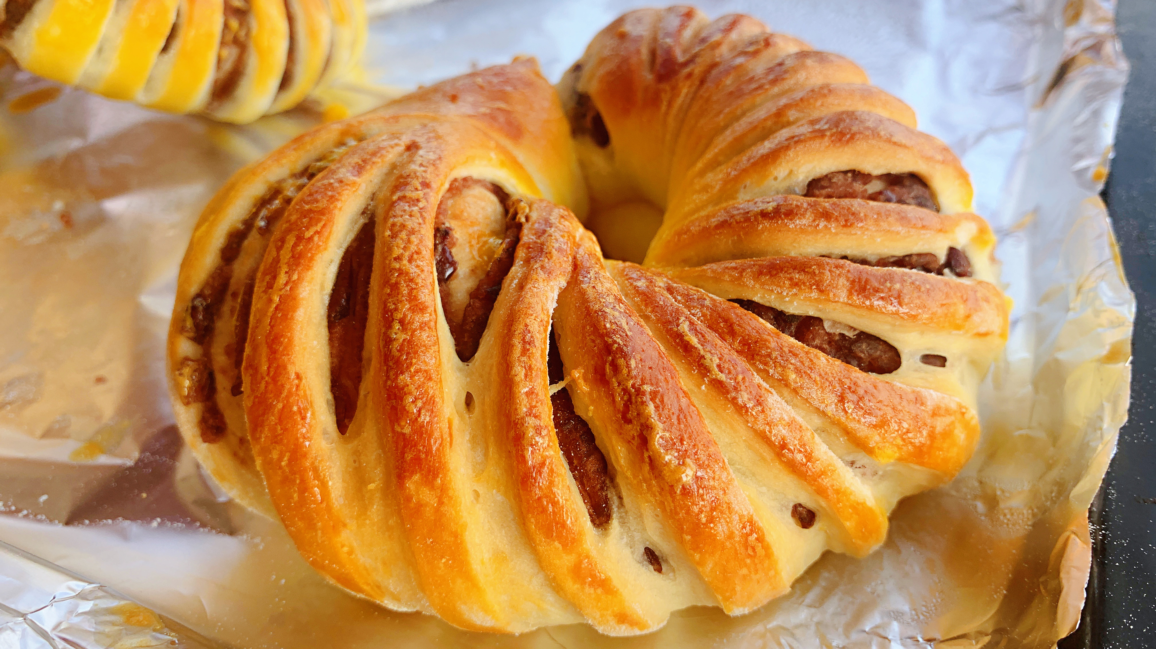 红豆面包,不要机器,不要手套膜,纯手工,揉面6分钟,柔软拉丝