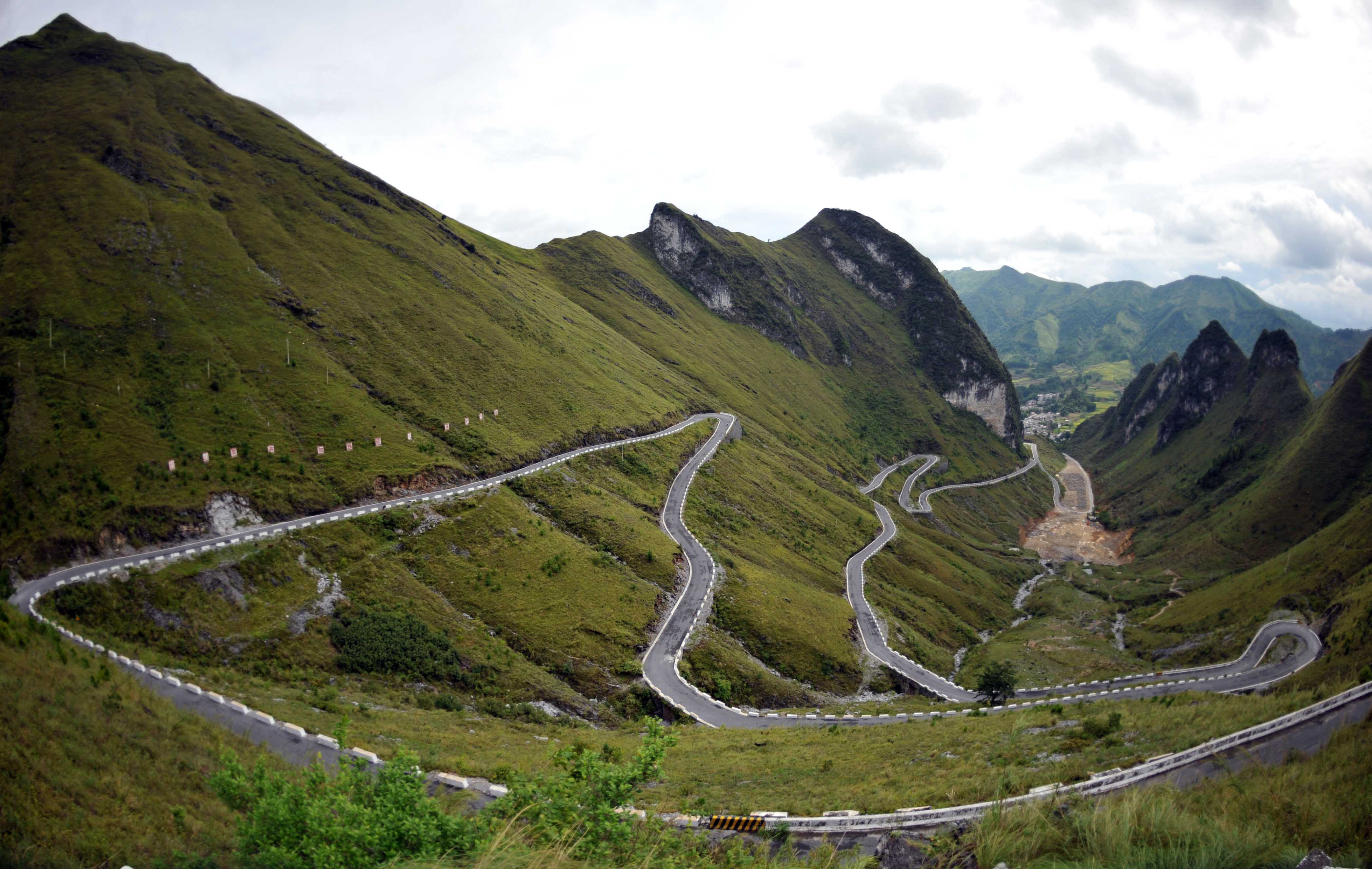 图文互动)(5)从秃山到青山的蝶变——广西石漠化治理10年再现发展生机