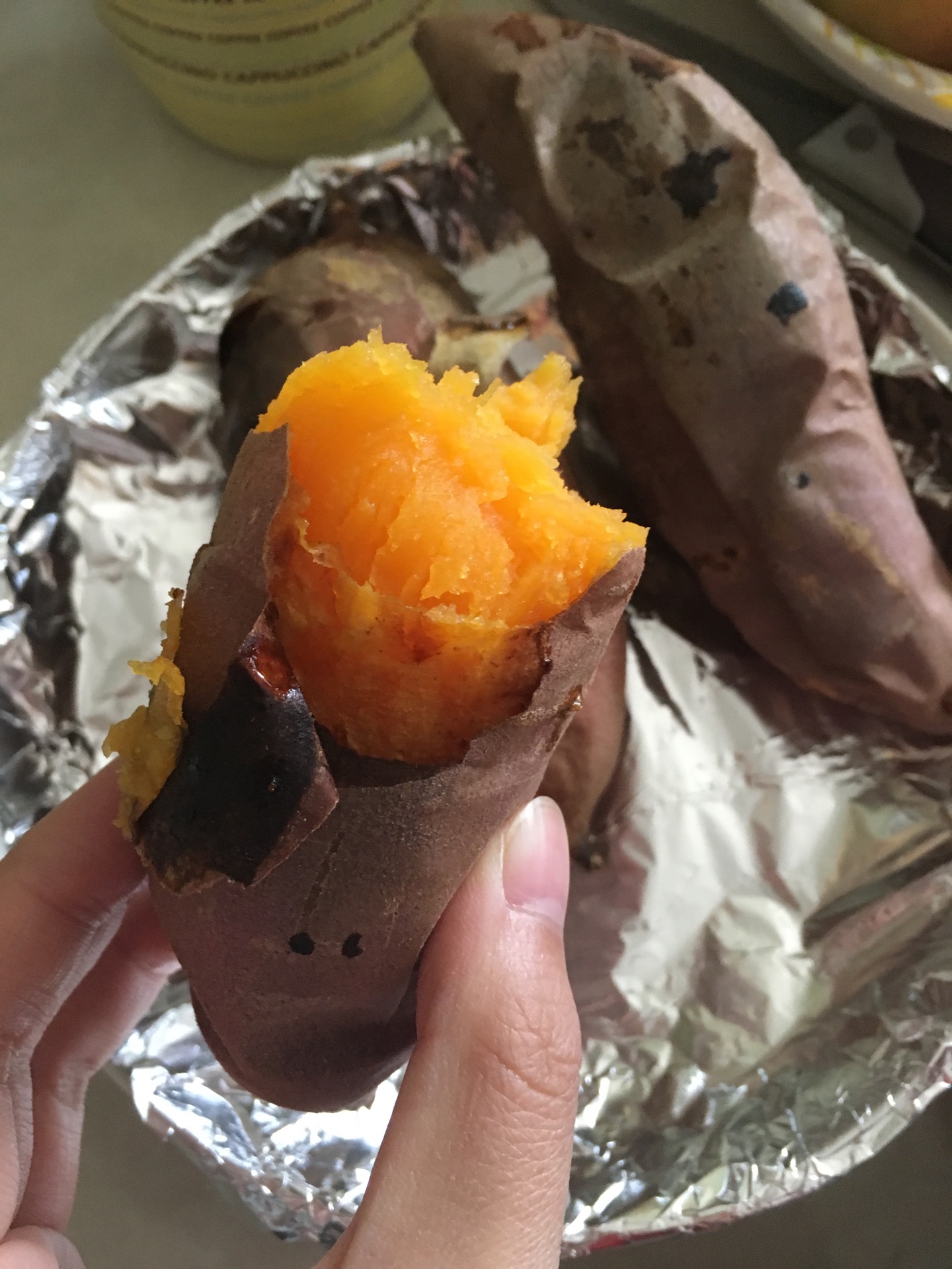 吃这两种食物,可以促进我们视力改善,会让我们视力更好