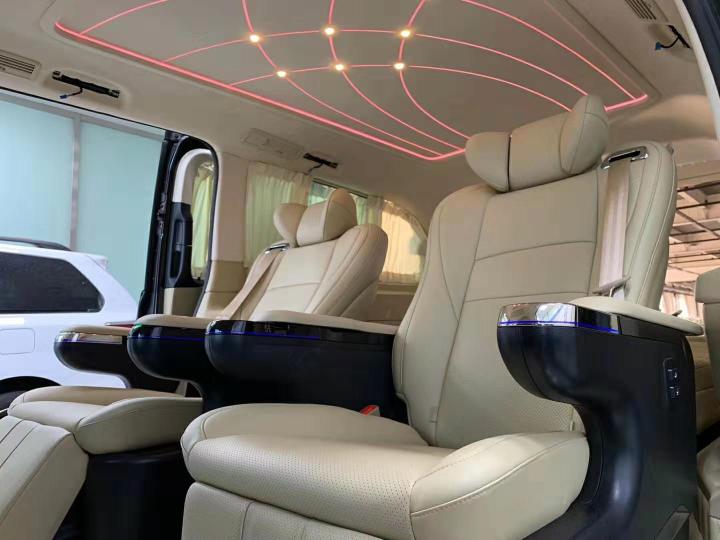 一睹陆耐e系列高端航空座椅的庐山真面目