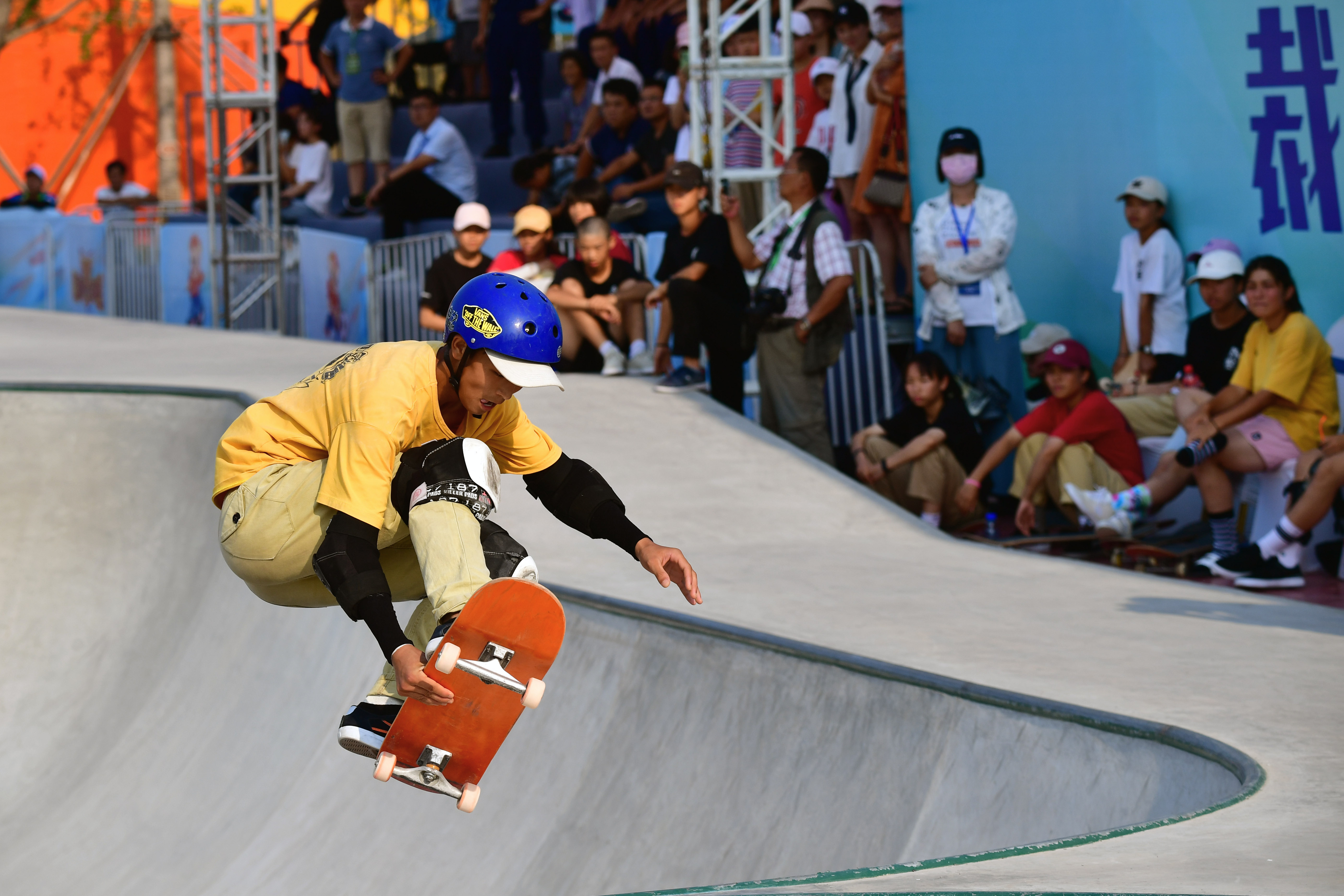 滑板——中国极限运动大会滑板男子碗池决赛举行