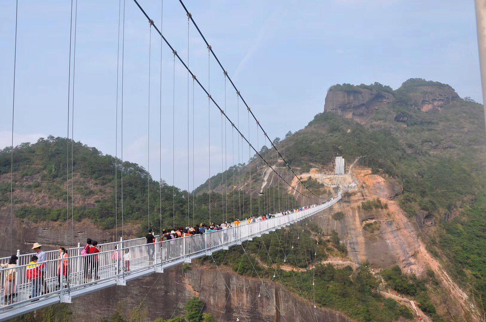 玉林玻璃桥景区图片