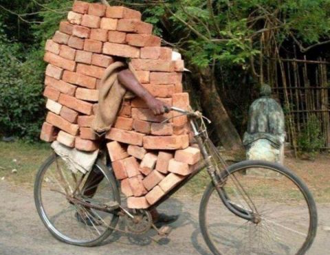 11张违背常理的照片,第一眼看着奇怪,仔细看发现端倪