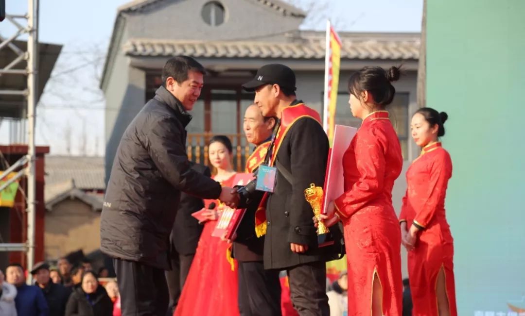 美味嘉峰 & 美德嘉峰