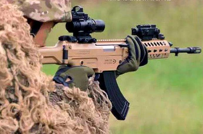 我国轻武器史上,第一款nar枪族,战场上属性随时切换