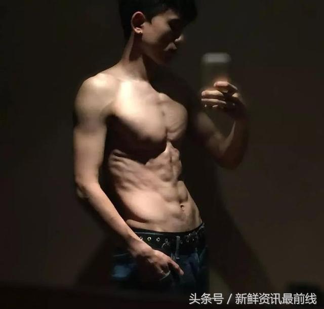 张杰晒健身照 网友:满满的荷尔蒙气息,直接舔屏了