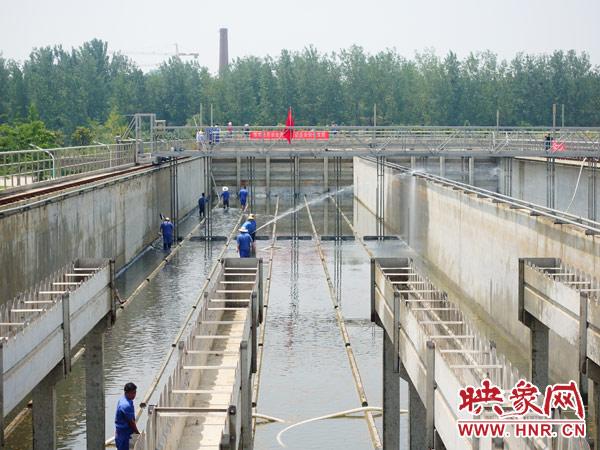 高温来袭!供水满负荷运行 郑州自来水公司全力保障供应