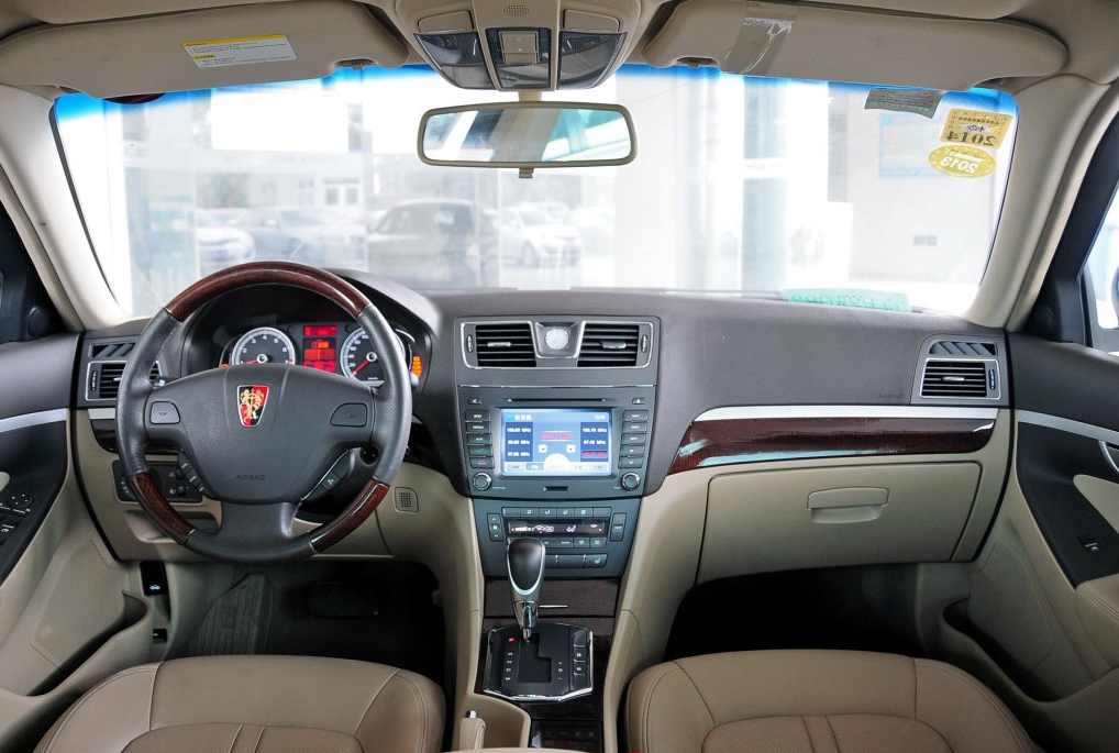 这款荣威750,设计非常大气时尚,值得入手