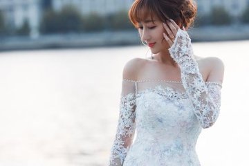 蒋丽莎零下十度拍写真,比基尼照惊艳众人,网友:我不敢吃鸡腿了