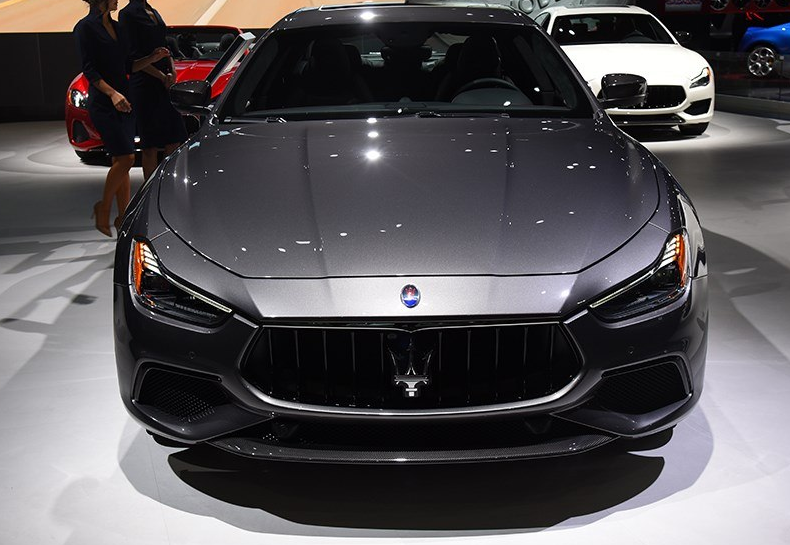 实拍,玛莎拉蒂ghibli,这是很多男人的梦想车型