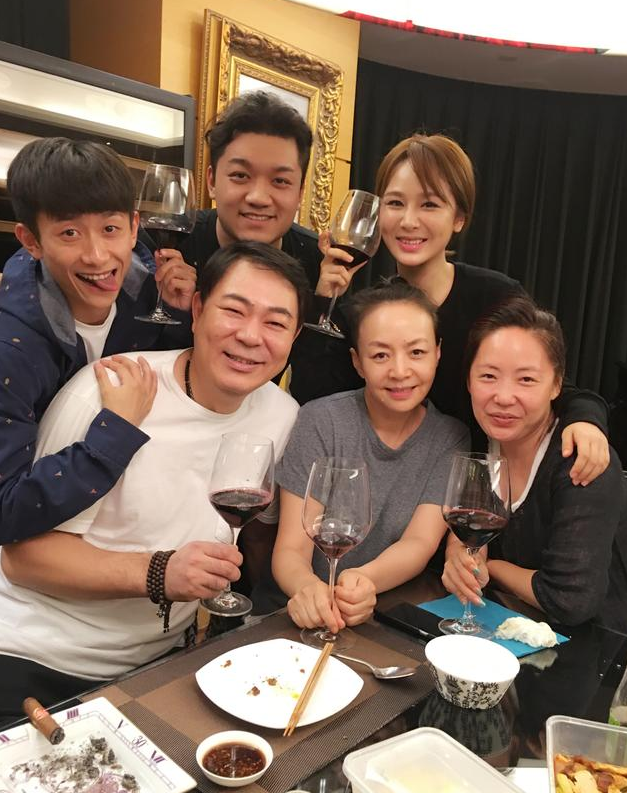 张一山的演技一直在线,这也让喜欢他的山楂们一路相伴,从未放弃.