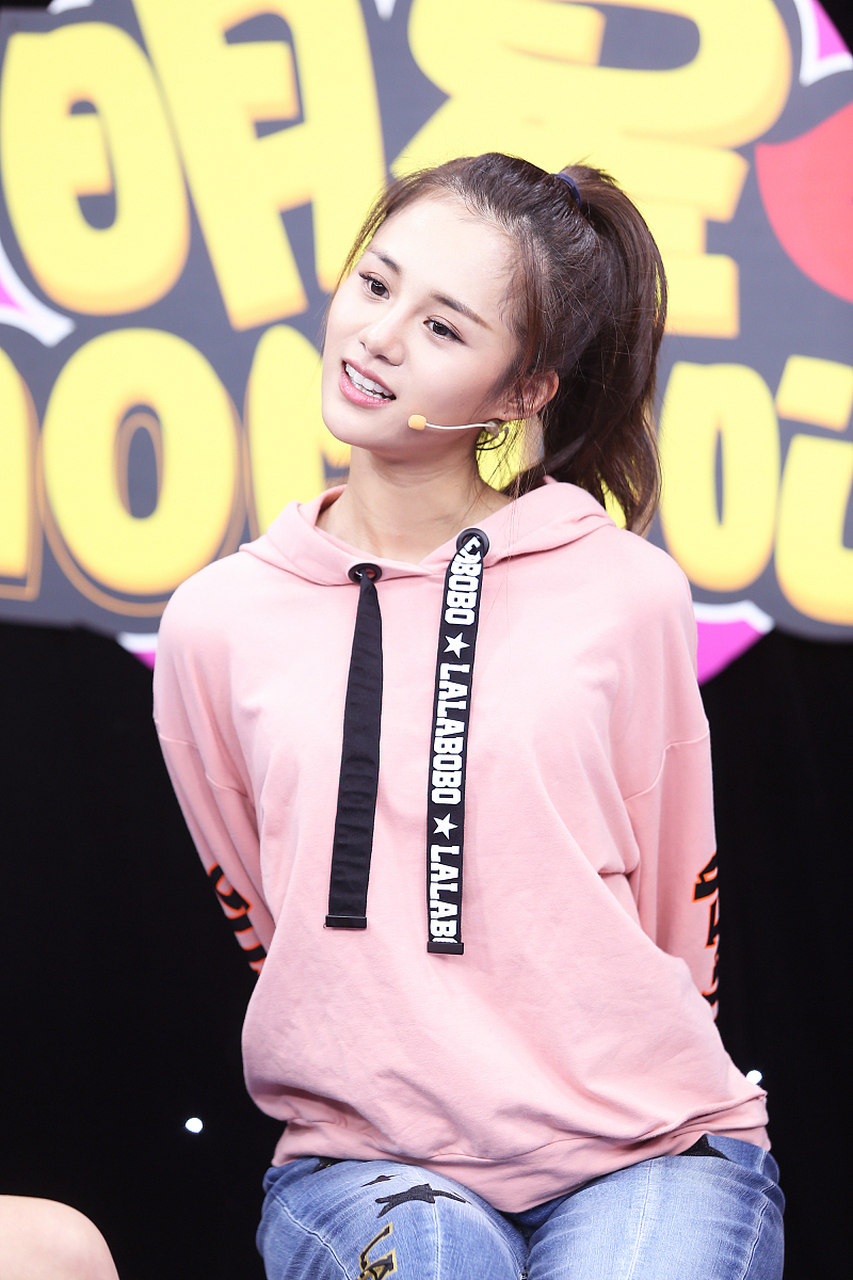 扮演"糖宝"的安悦溪,一直觉得她挺漂亮可爱的!