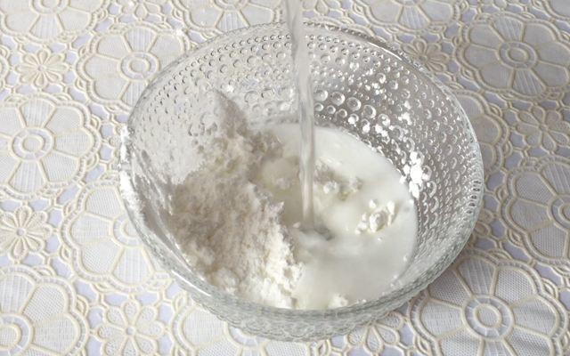 炒土豆丝前要过水,这一层淀粉水有妙用,直接倒掉太可惜