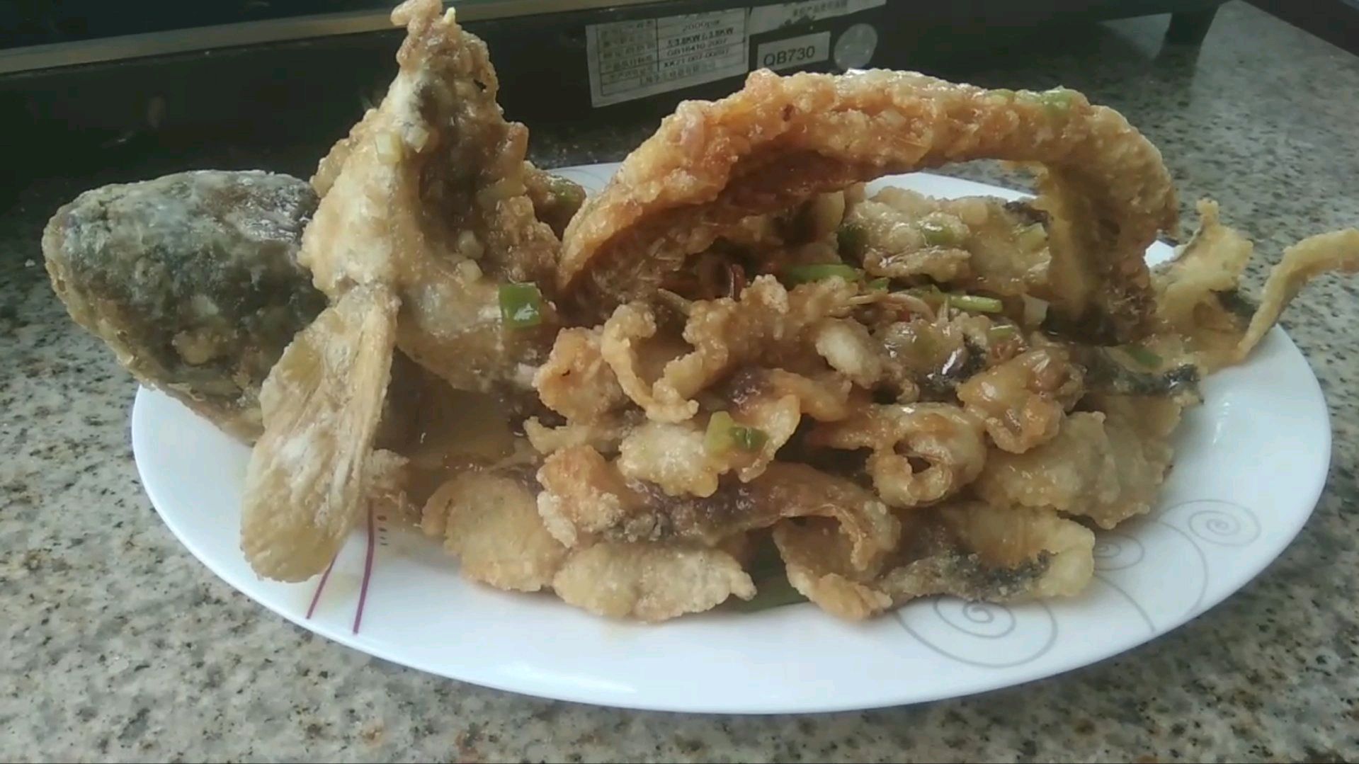 最新草鱼吃法,一盘龙门鱼菜肴,造型独特味道独特!