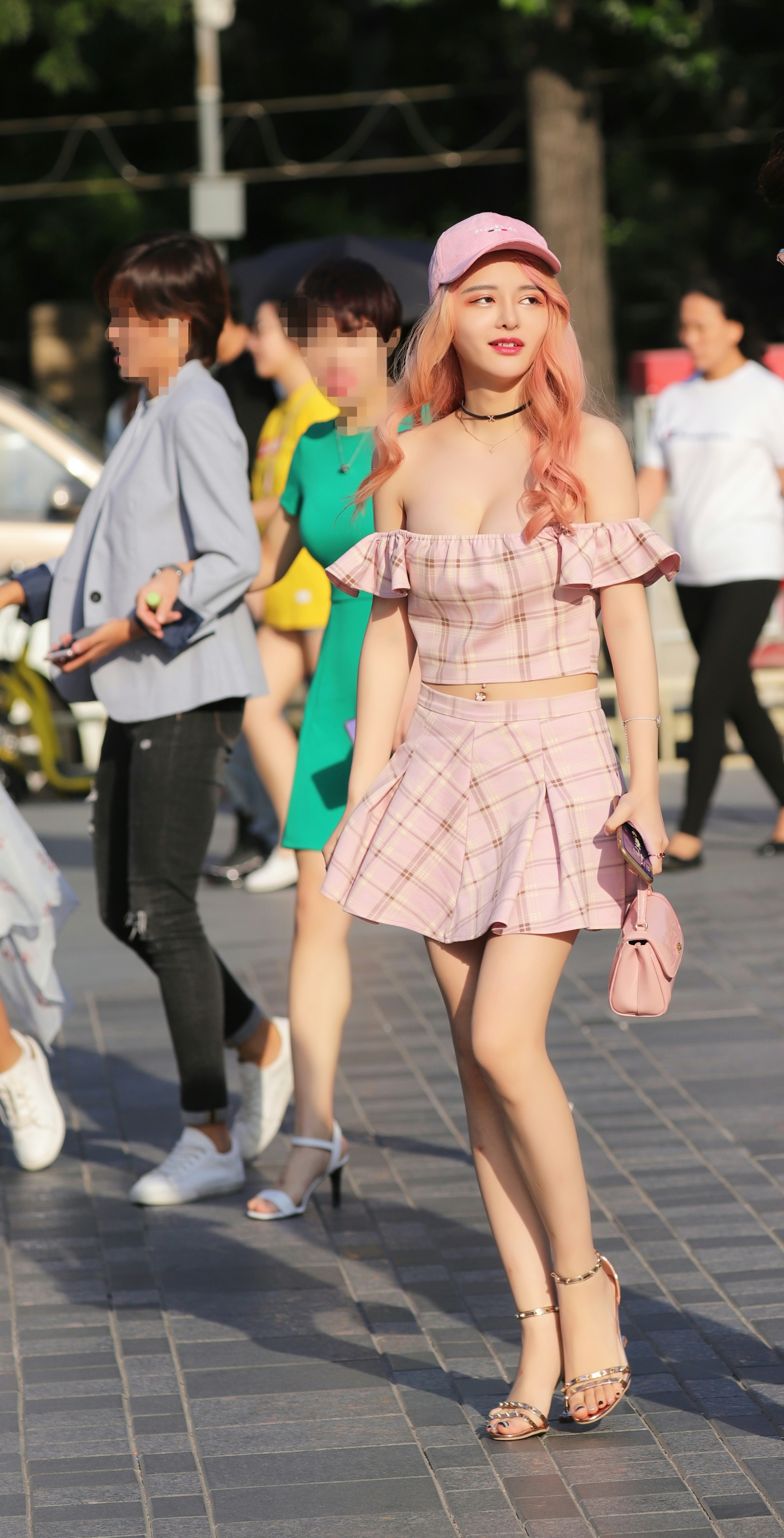 街拍:只要用心发现,可以发现很多好看的小姐姐