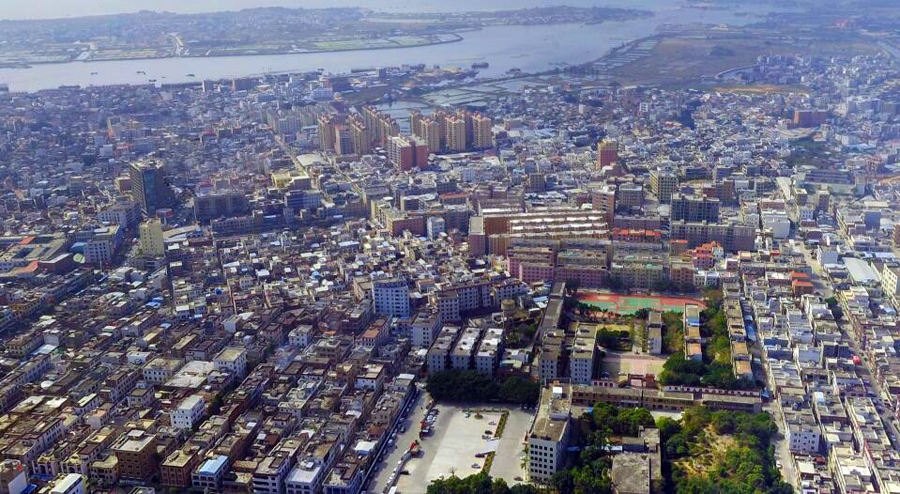 广东汕尾陆丰市一个大镇,是全国重点镇,拥有元山寺景区