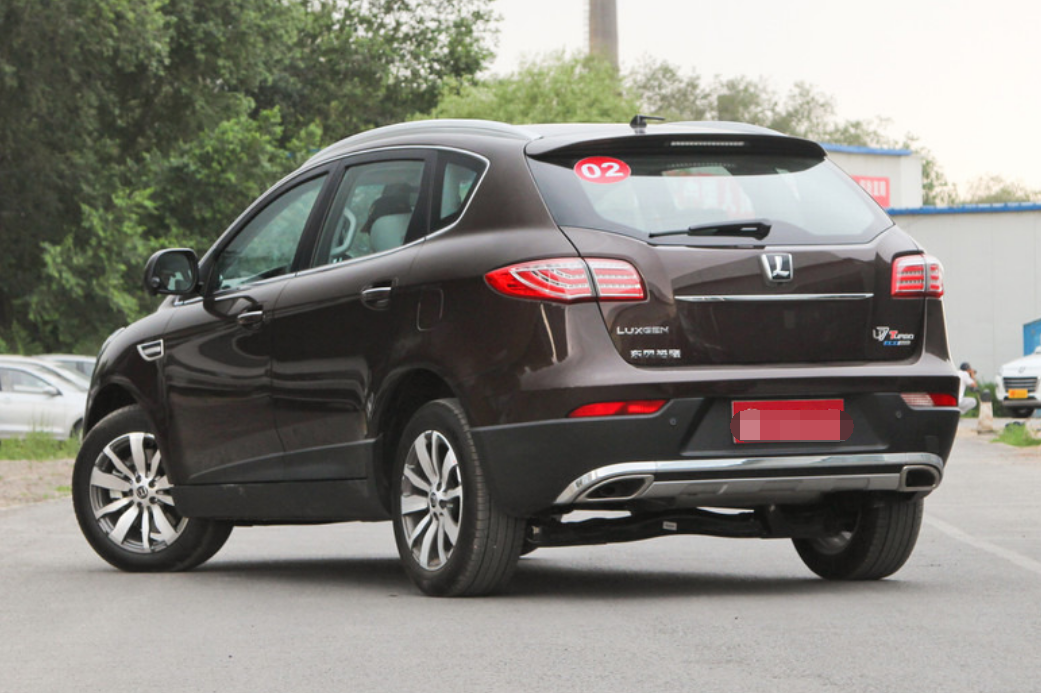 东风裕隆大7suv,各方面表现出色,风格精致引人注目