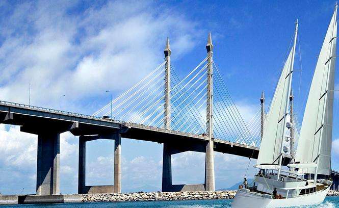 地球的美之槟威大桥,是槟城州的著名地标!