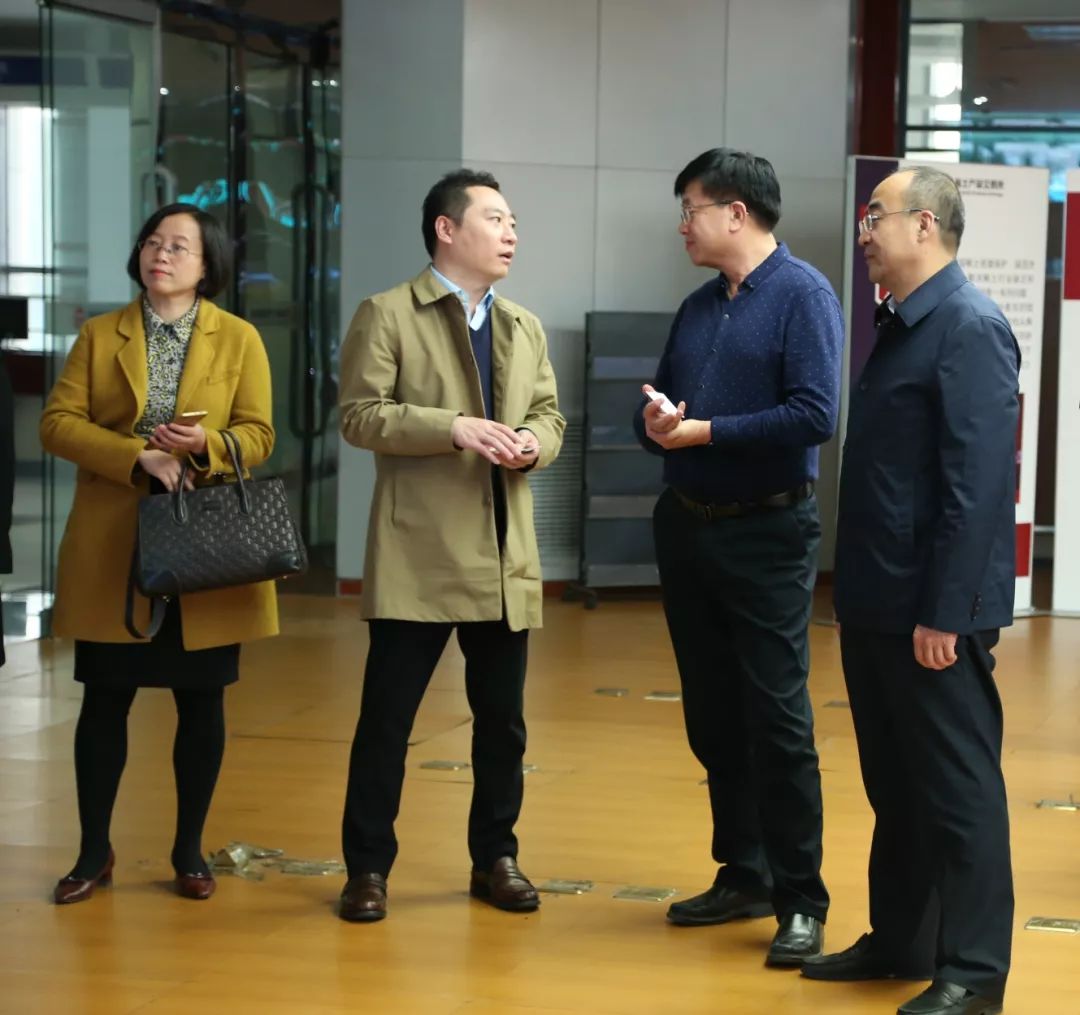 彩客化学集团赴包头稀土产品交易所交流