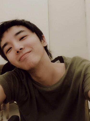 华晨宇更换经纪人,新经纪人乔可煊,华晨宇方表示没和天娱解约
