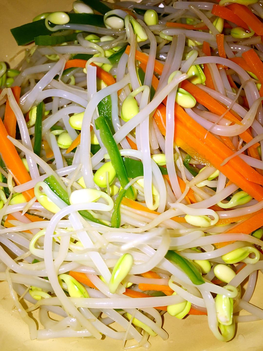 香辣爽口的凉拌豆芽菜,这才是做正宗的做法!好吃不长胖!