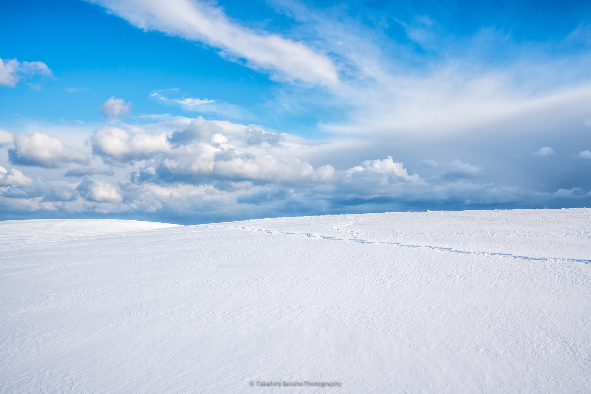 冰風暴再襲日本,多地迎來暴風雪!日本這片沙漠變成了壯美雪原