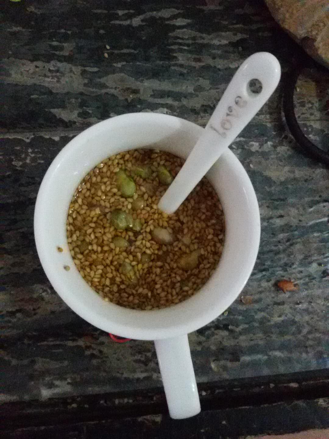 姜鹽豆子芝麻茶怎麼泡呢?