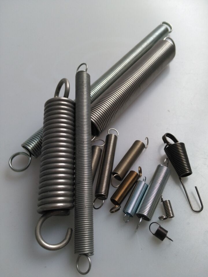 什么是拉伸弹簧?