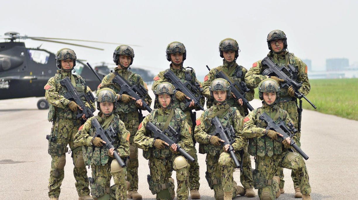 中国雄鹰特种兵大队是一支集特种侦察,特种作战于一体,编制精干