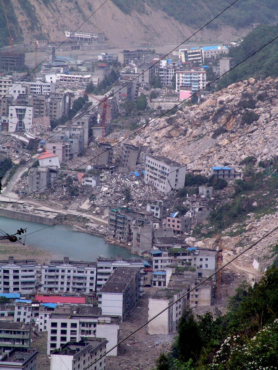 南充地震图片