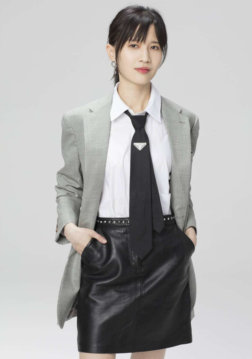 papi酱最新写真,甜美可爱帅气干练总有一款美到你,32岁气质超赞