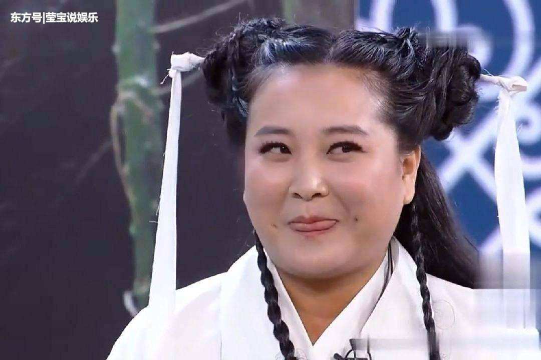 女谐星过得怎样?贾玲成总裁,谢娜生双胞胎,而她结束8年婚姻!
