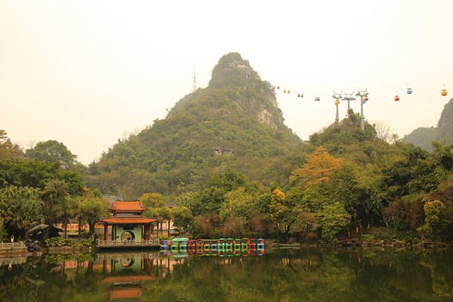 柳州市的鱼峰山公园值得一去,你来过吗?